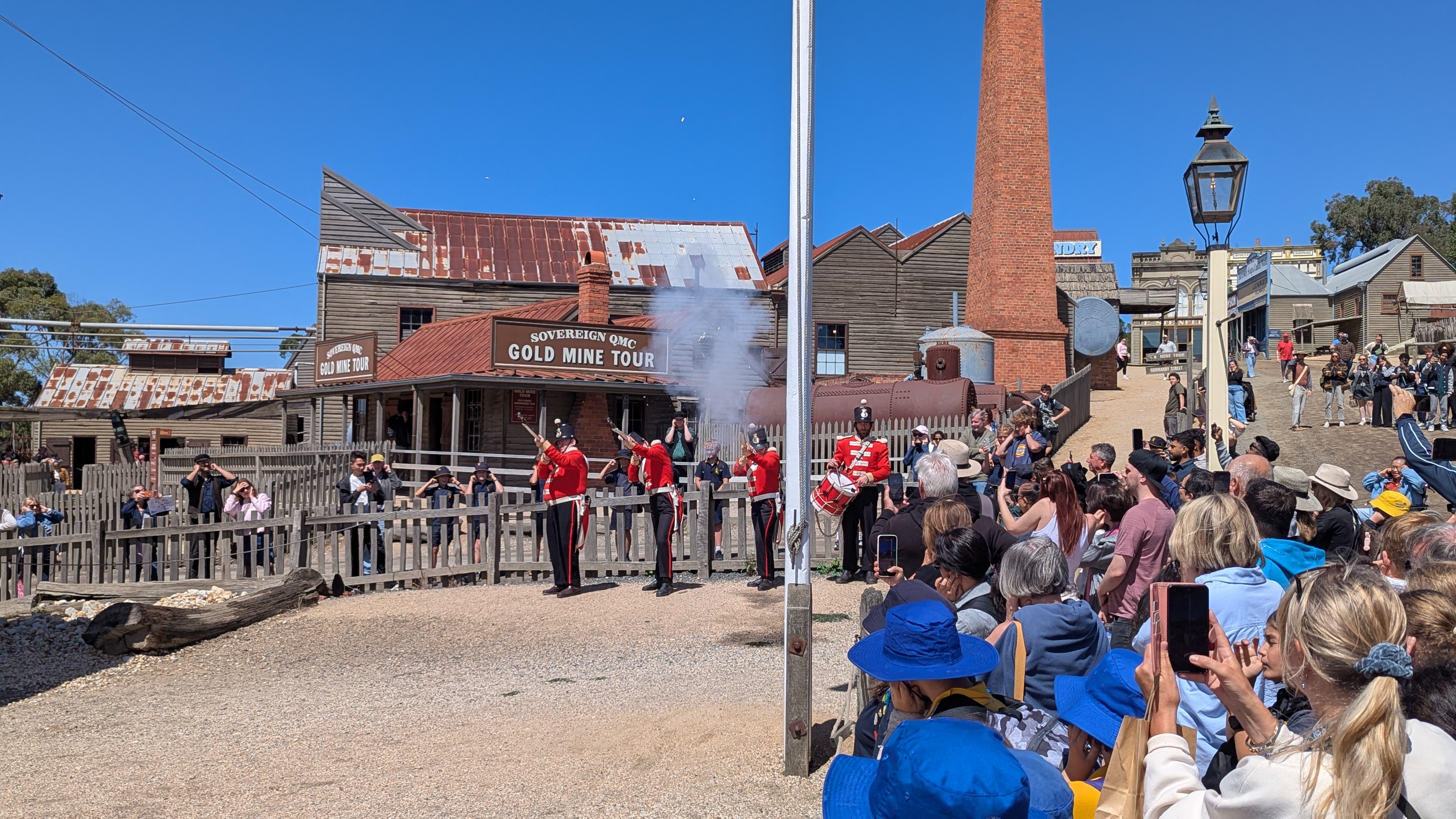 /uploaded_files/media/gallery/1775532688God Save the Queen!.jpg